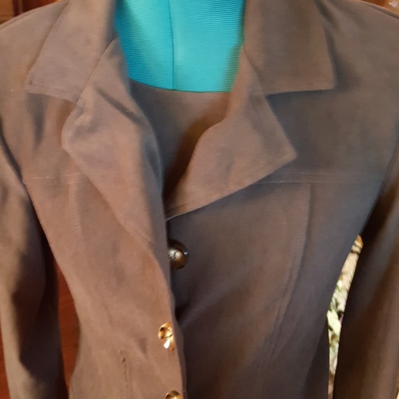 Suit. Jacket and dress. Moss green - Picture 2 of 7